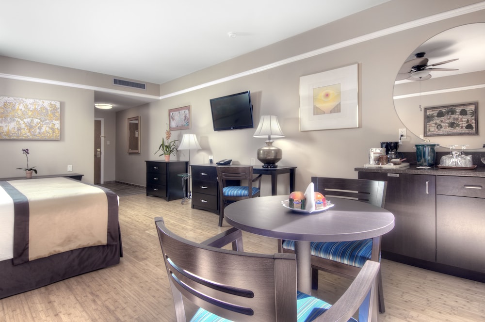 Premium Room, Patio - Photo 3
