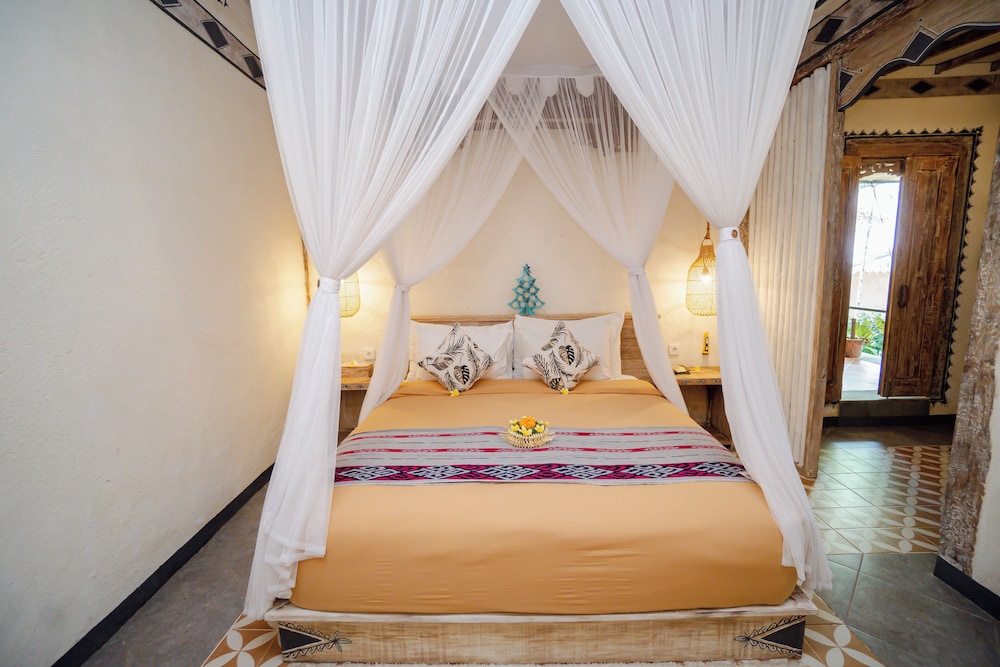 Three Bedroom Jungle Pool villa