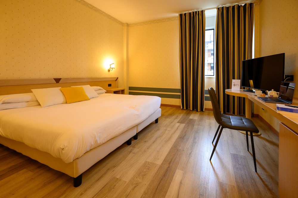 Classic Double Room Single Use photo 1