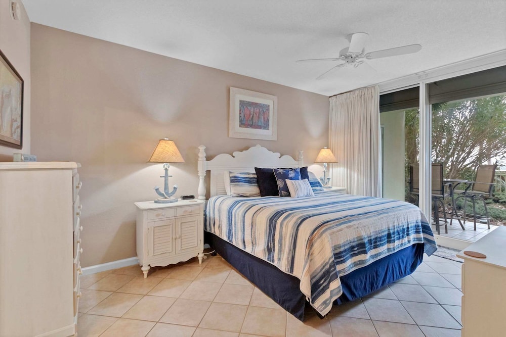 Spacious 3BR Resort Condo Steps From Gulf Beach, Foto 17