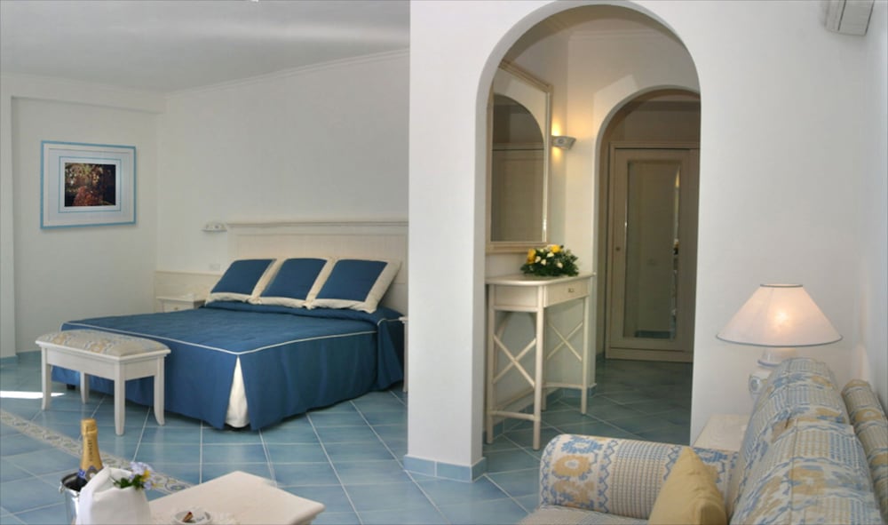 Junior Studio Suite, Sea View (Solaris) photo 2