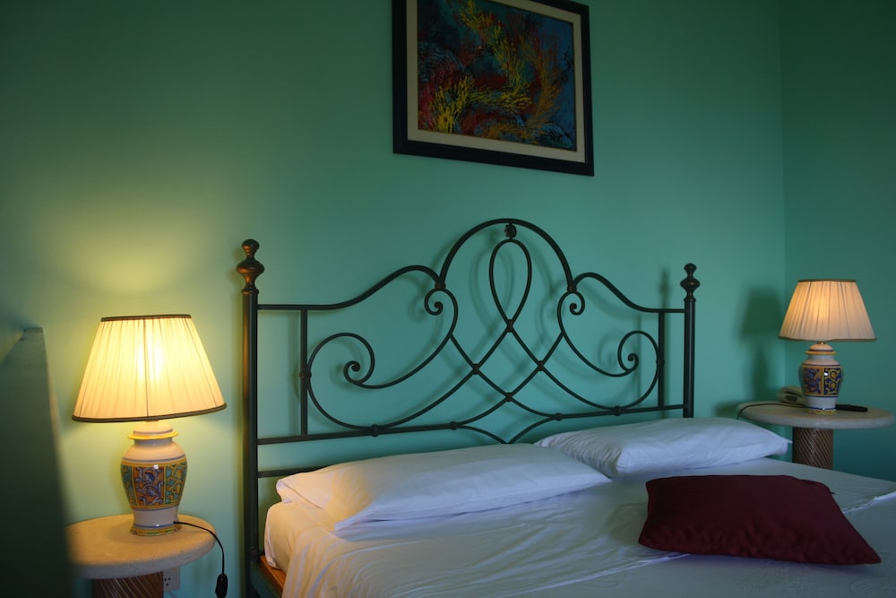 Romantic Suite, 2 Bedrooms, Sea View photo 2