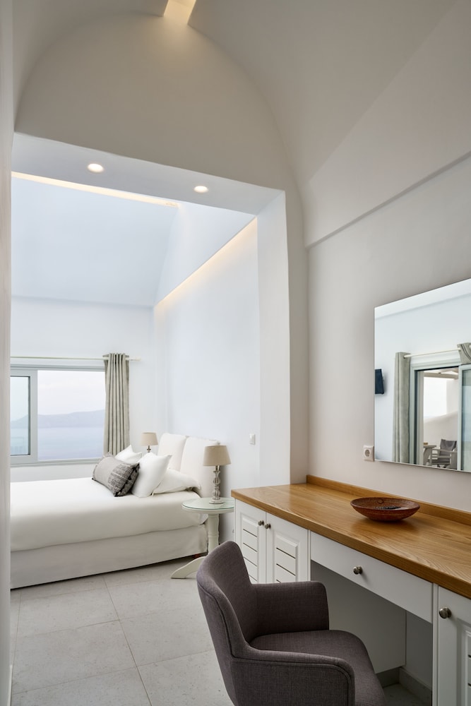 Double Room (Caldera View)