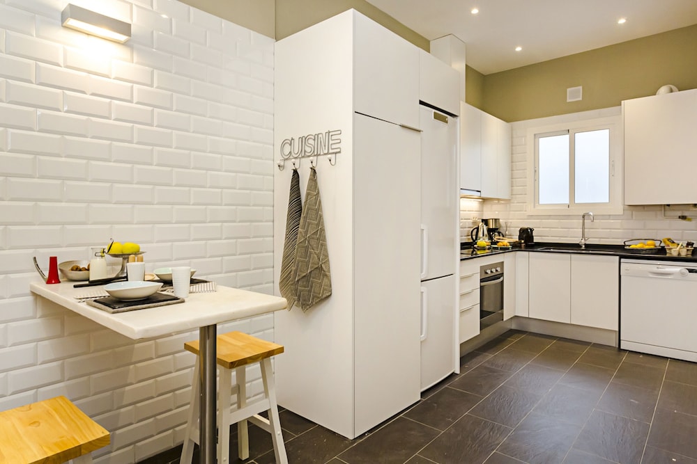 Deluxe Apartment, 2 Bedrooms, 2 Bathrooms (Passeig de Gracia, 51) photo 3