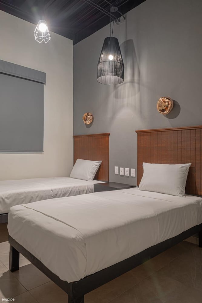 Basic Twin Room