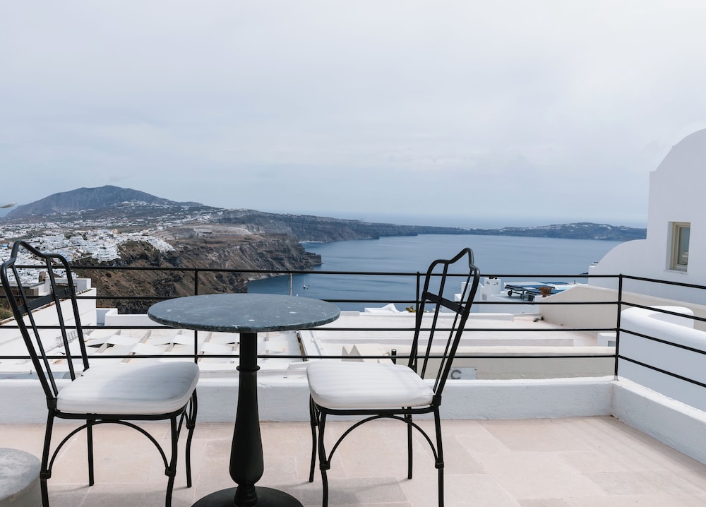 Superior Room Caldera View - Photo 14