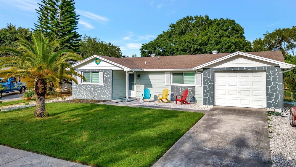 Family House photo 2