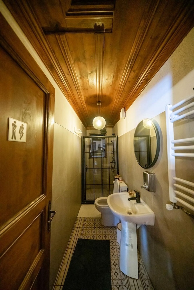 Family Townhome photo 1