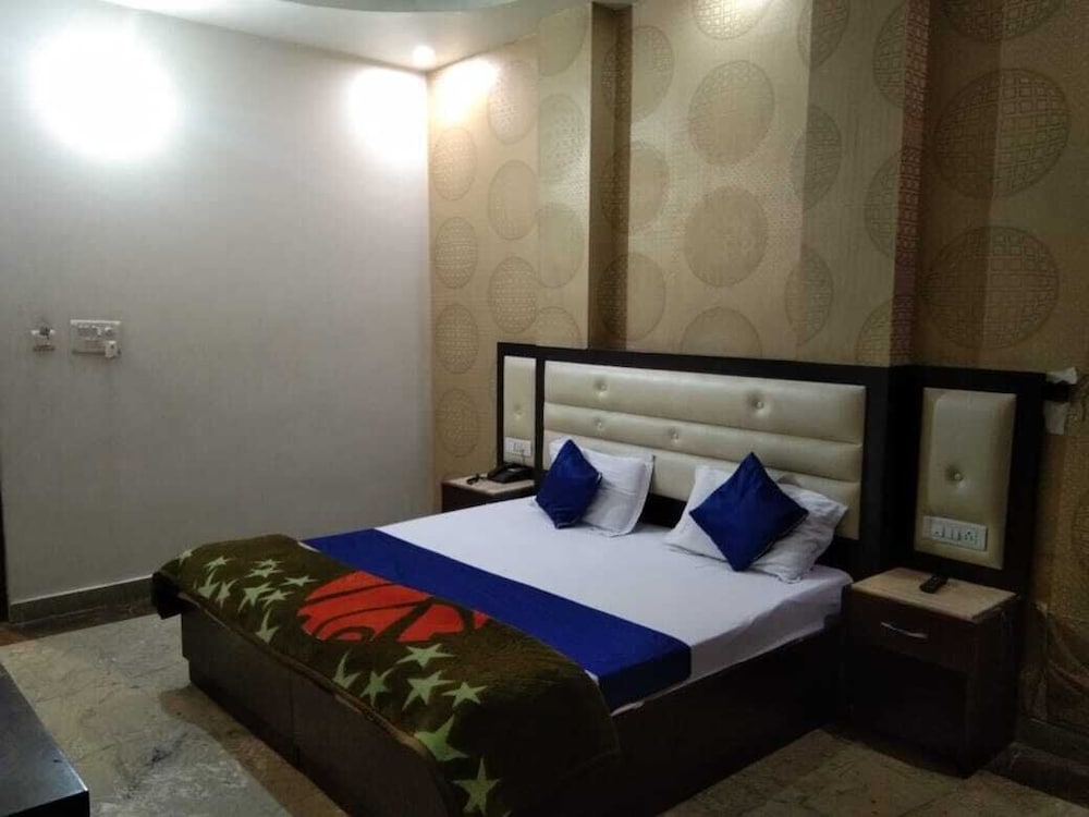 Deluxe Room, Balcony