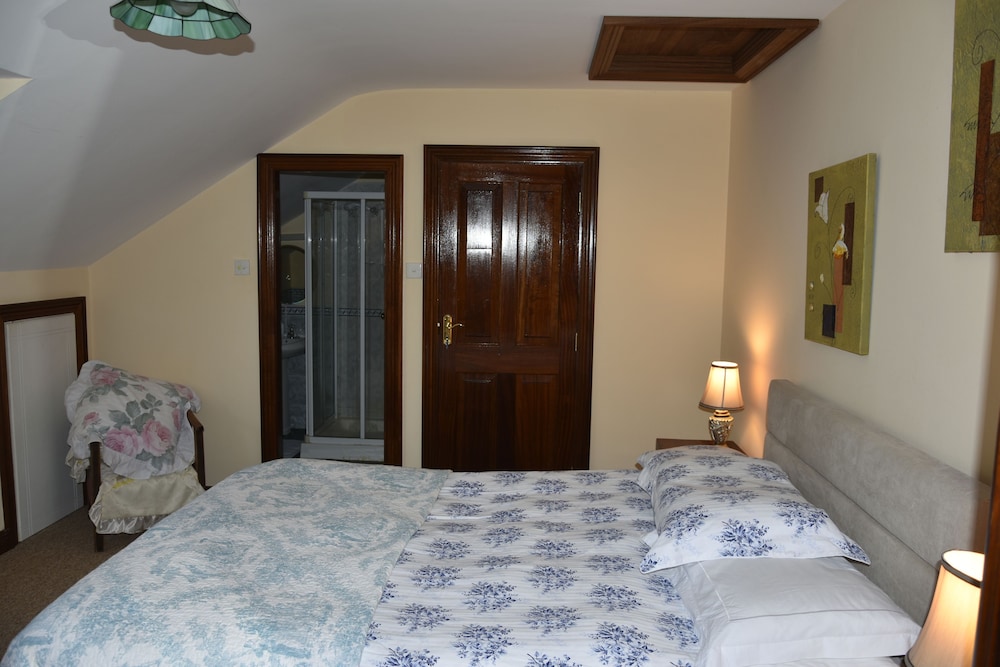Family Room, 2 Bedrooms (2 Adults + 2 Children) photo 3