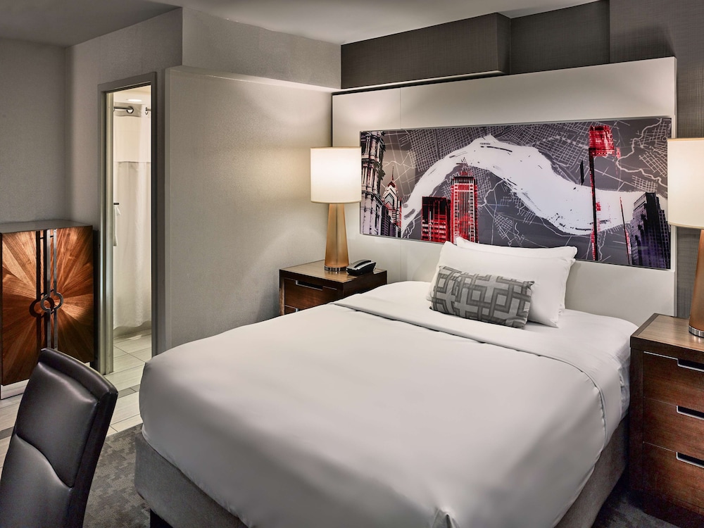 Standard Room, 1 Queen Bed, Accessible