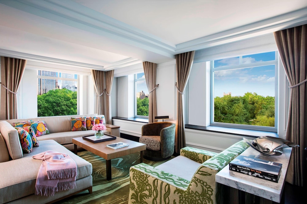 Presidential Suite, 2 Bedrooms, Club Lounge Access thumbnail 6