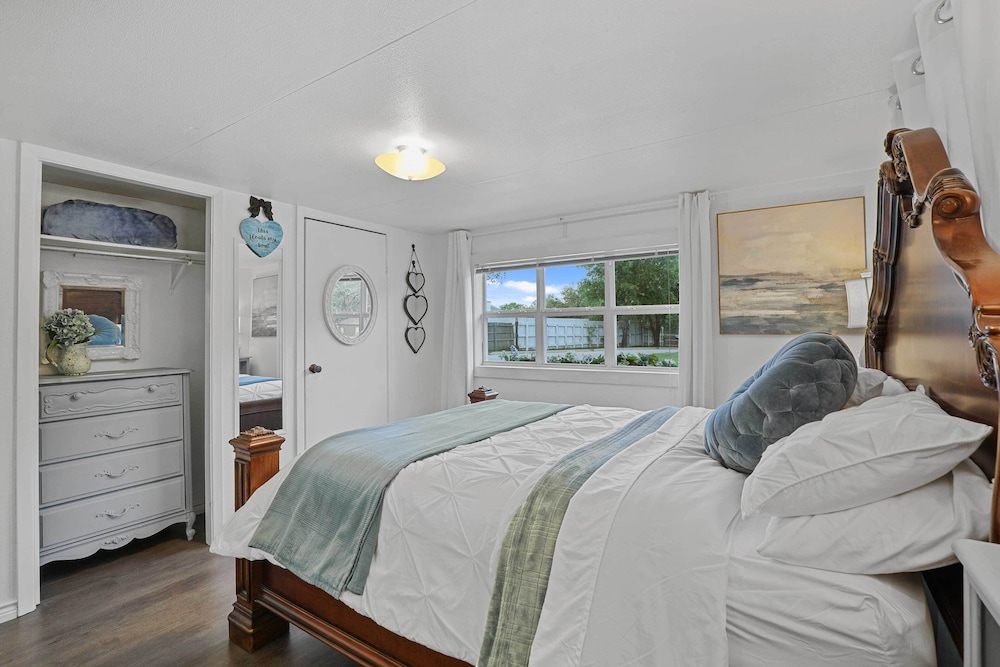 House (2 Bedrooms) photo 2