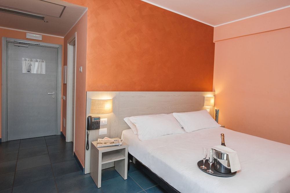 Classic Double or Twin Room