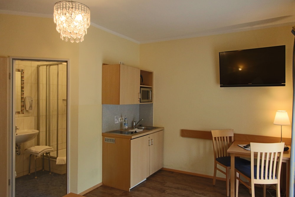Single Room photo 2