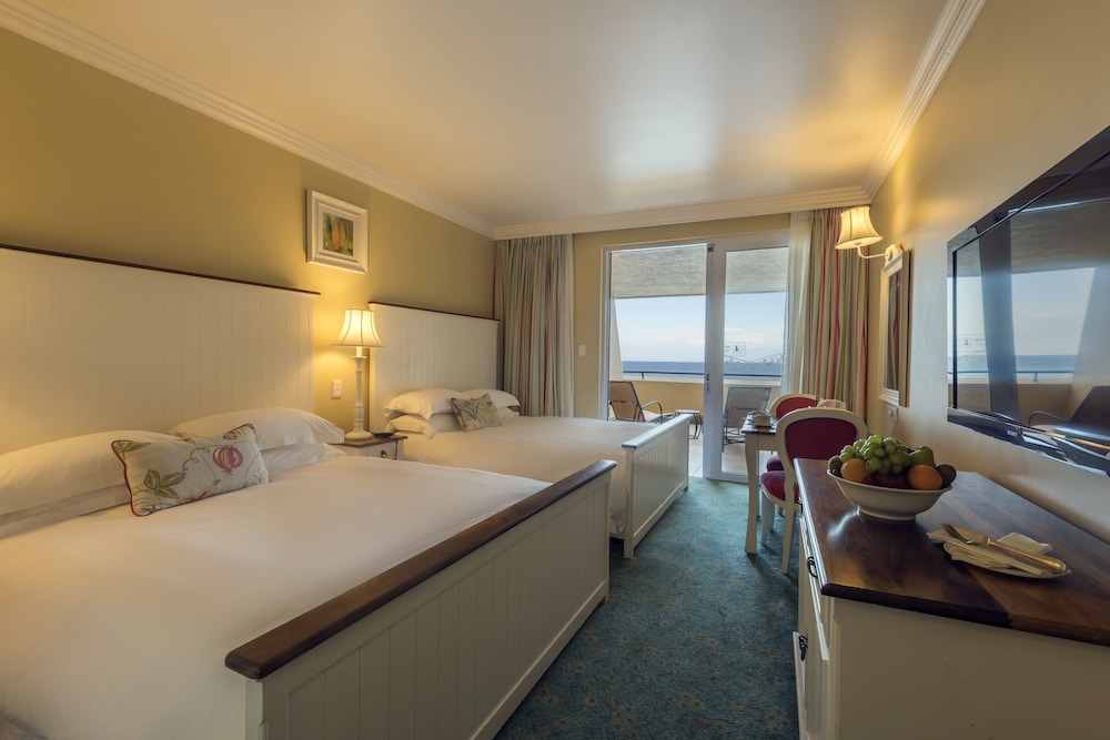 Luxury Twin Room, Sea Facing photo 1