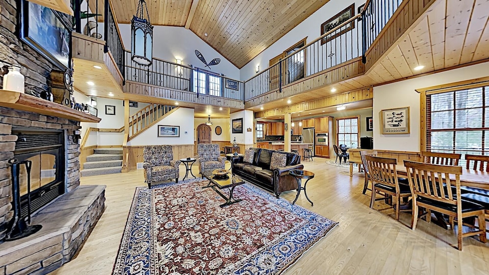 Cabin, Multiple Beds, Kitchen photo 2