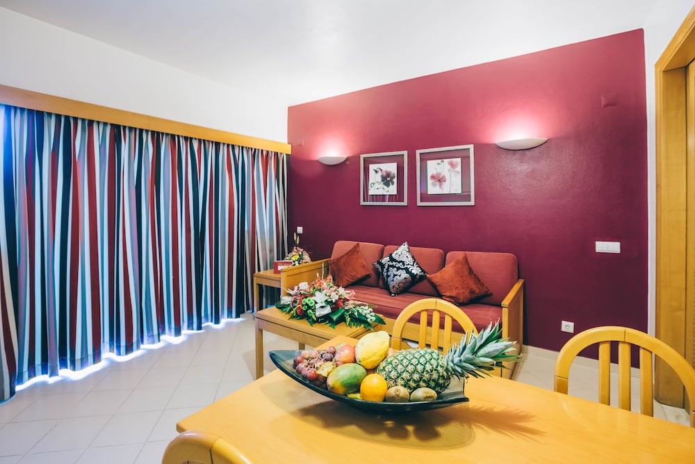 One Bedroom Junior Standard (2 Guests) - Photo 4