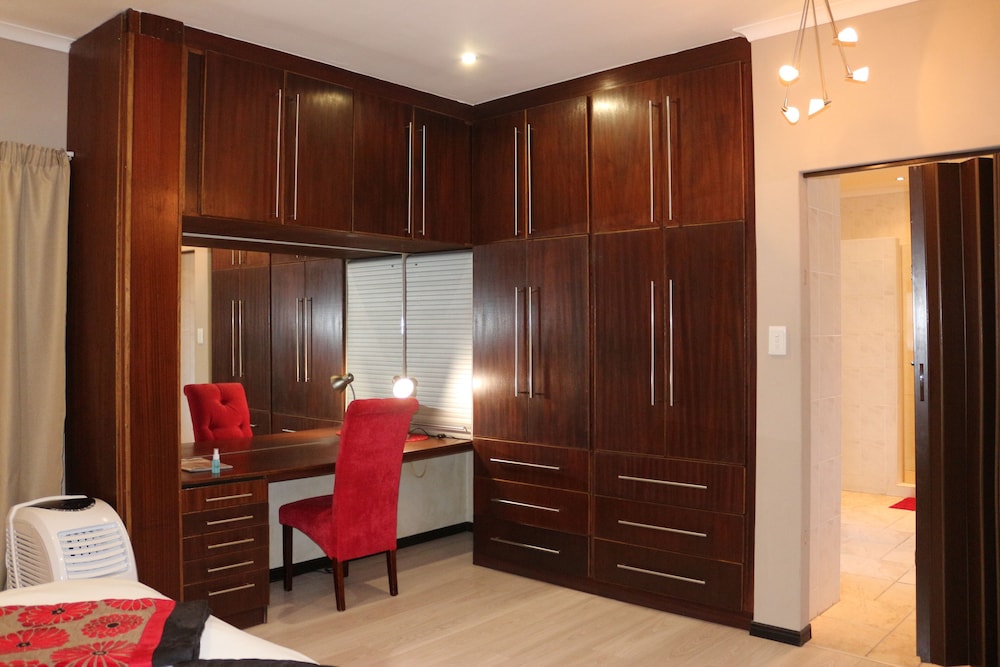 Elite Twin Room, Multiple Beds, Connecting Rooms