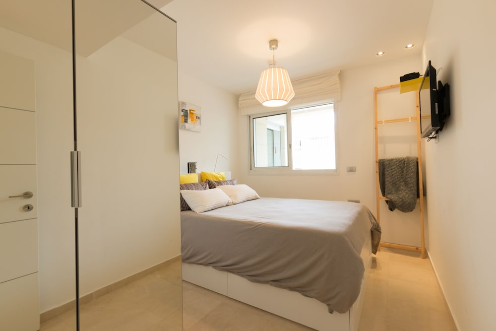 Premium Apartment, 3 Bedrooms, Sea View photo 2