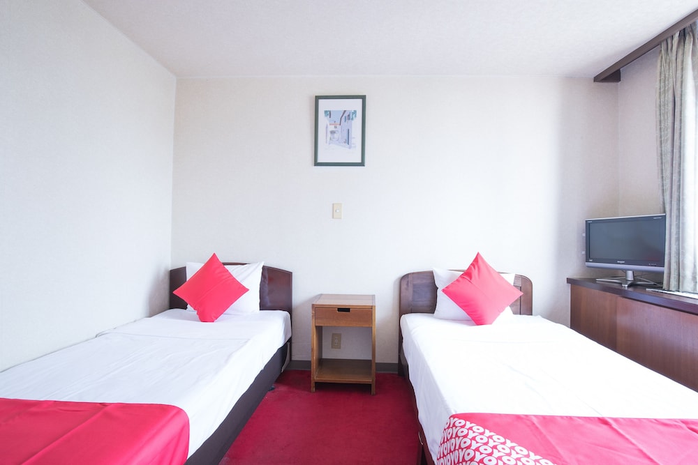 Twin Room, Smoking photo 1