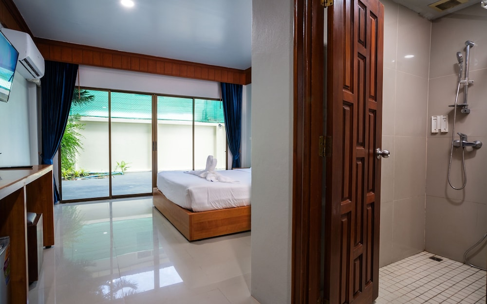 Superior Double Room - Photo 8