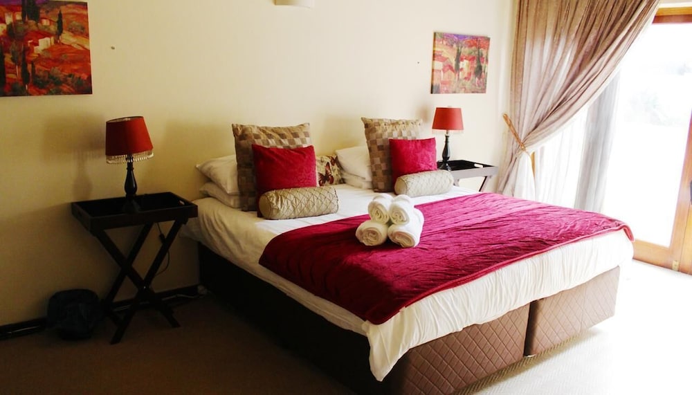 Basic Double Room photo 3