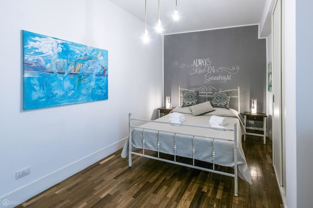 Deluxe Double Room, Smoking, City View