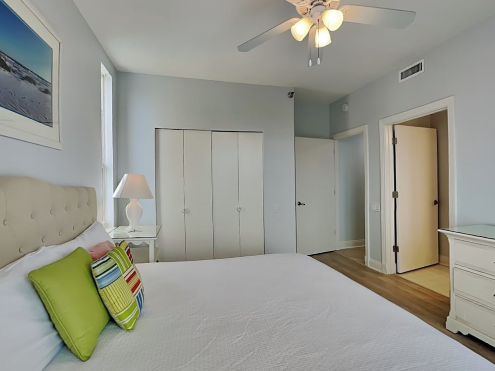 Condo, Multiple Beds, Patio, Ocean View ( #8a - No Pets Allowed) photo 1