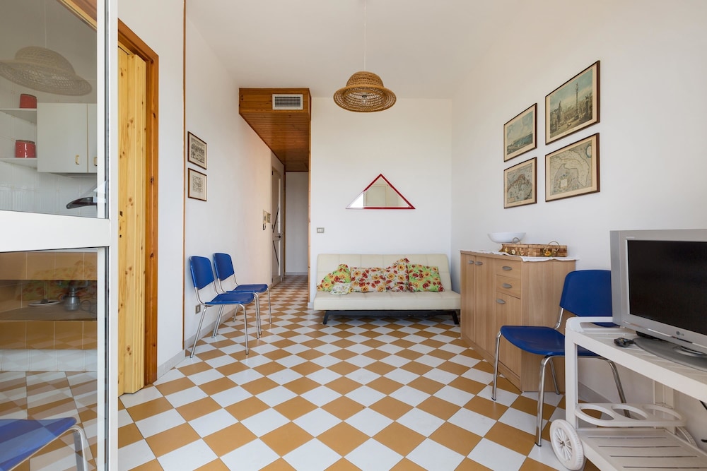 Basic Apartment, 2 Bedrooms