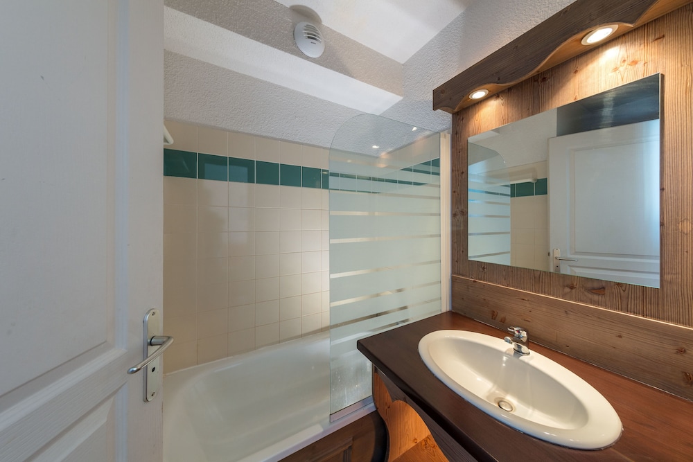 One Bedroom Apartment (for 6) photo 2