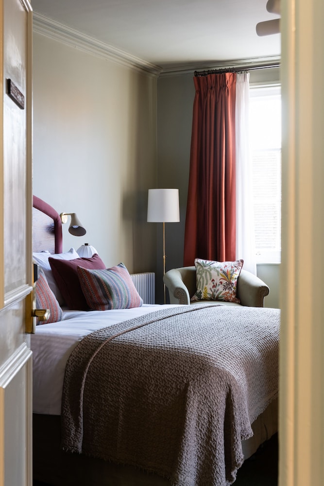 Classic Double or Twin Room - Photo 2