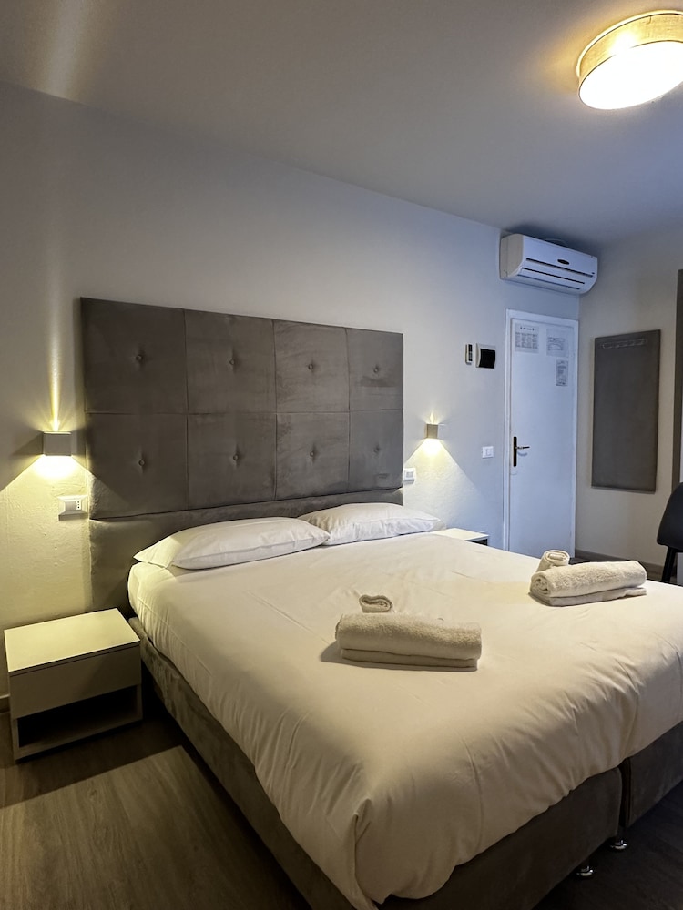 Comfort Double Or Twin Room photo 3