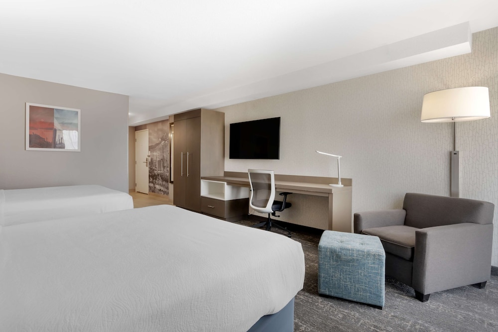 Standard Room, 2 Queen Beds, Accessible, Refrigerator & Microwave - Photo 3