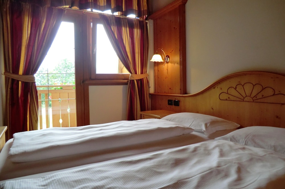 Superior Double Room, Balcony, Mountain View