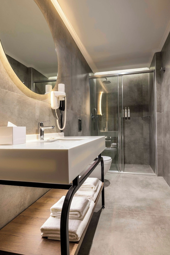 Standard Room, 2 Twin Beds - Photo 4