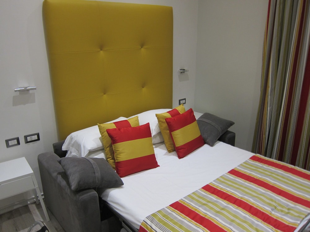 Basic Double Room