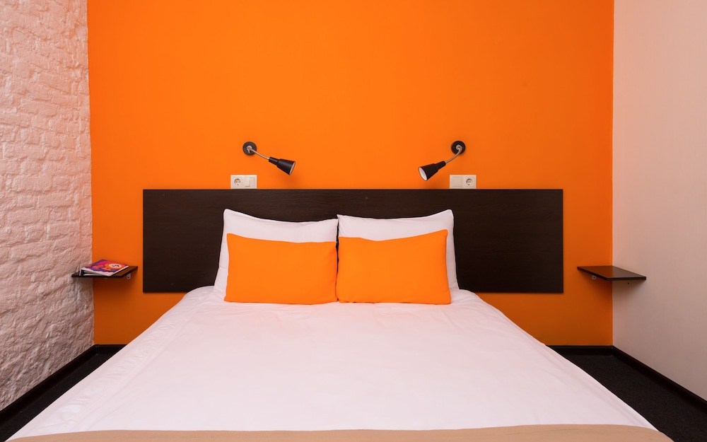Standard Double or Twin Room, No Windows photo 2