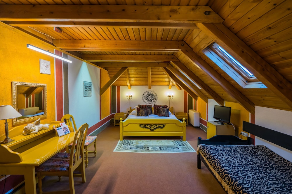 Family Suite - Photo 5