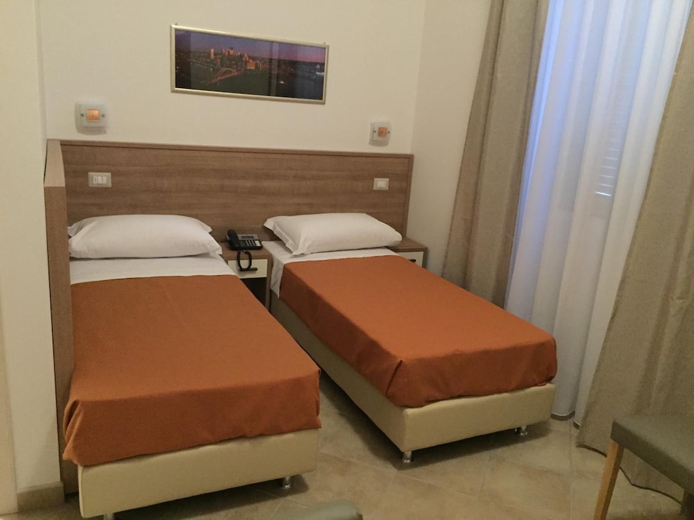 Economy Quadruple Room