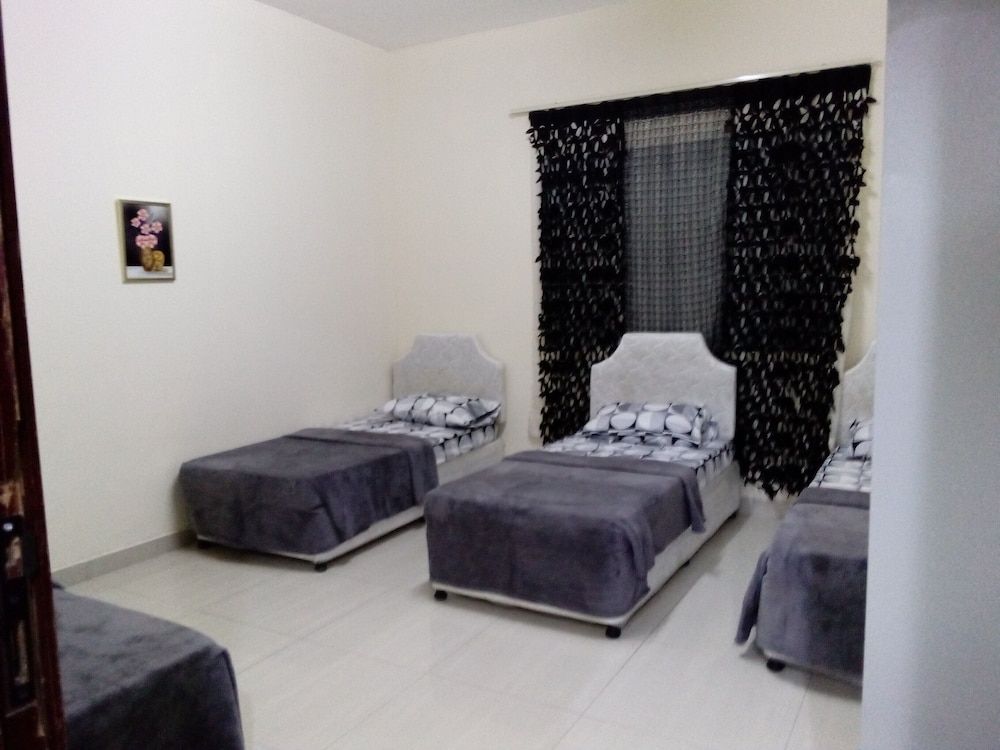 Basic Shared Dormitory, Men only photo 2