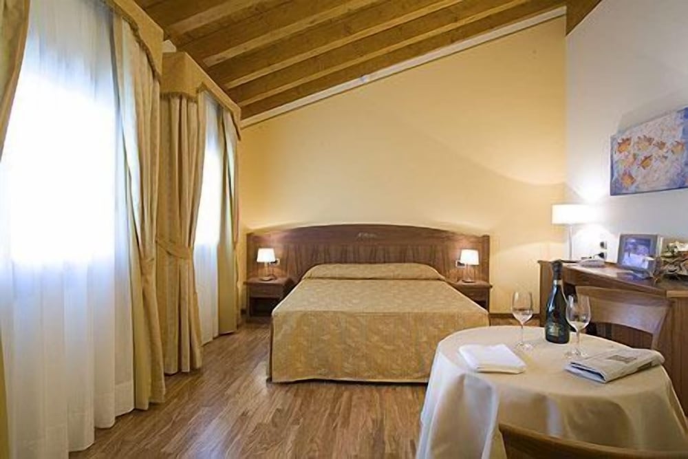 Superior Double Room, 1 Queen Bed photo 1