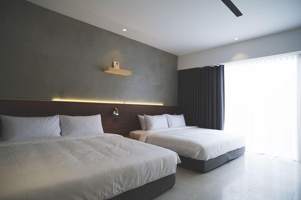 Design Quadruple Room - Photo 1