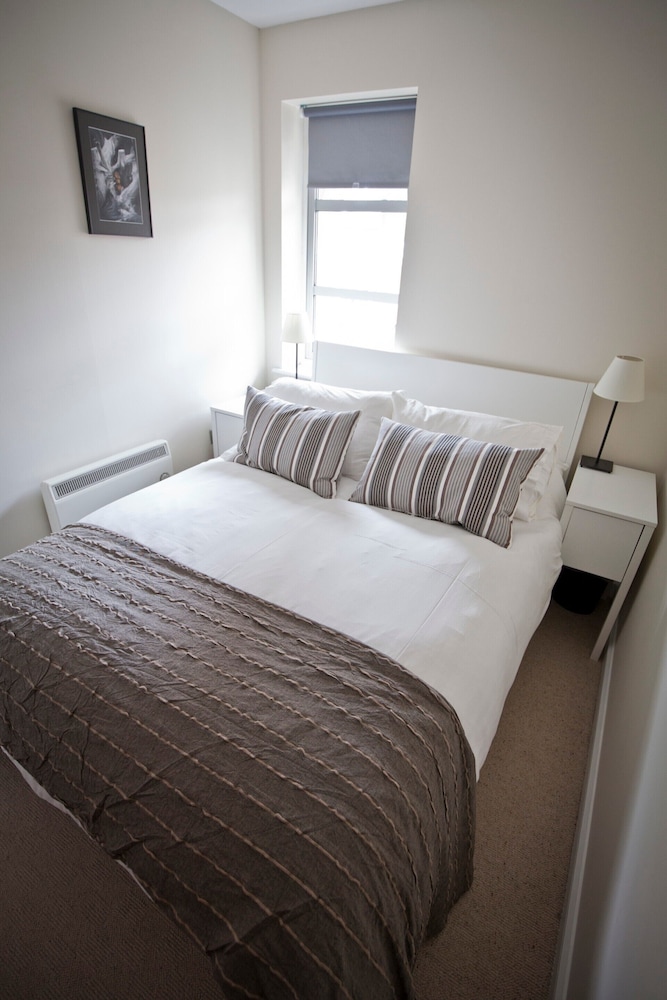 City Apartment, 2 Bedrooms, Non Smoking, City View photo 2