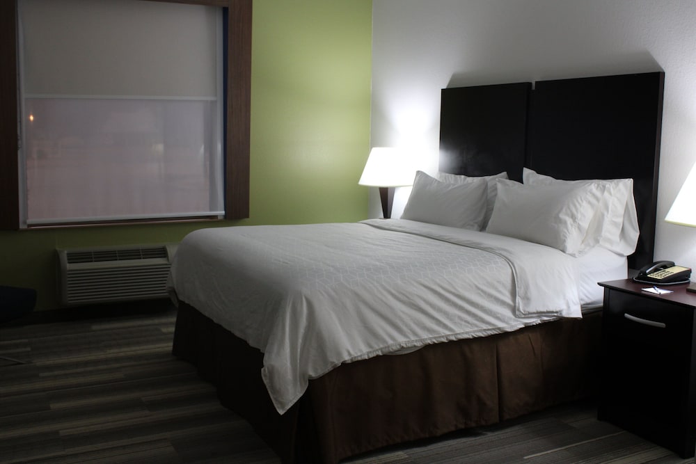 Standard Room, 1 King Bed with Sofa bed - Photo 2