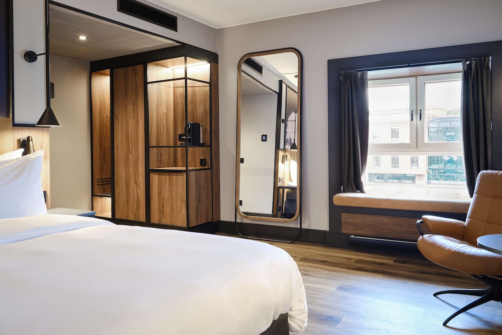 Superior Room, River View