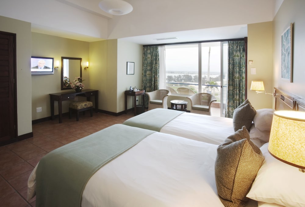 Standard Room Double- City View - Photo 5