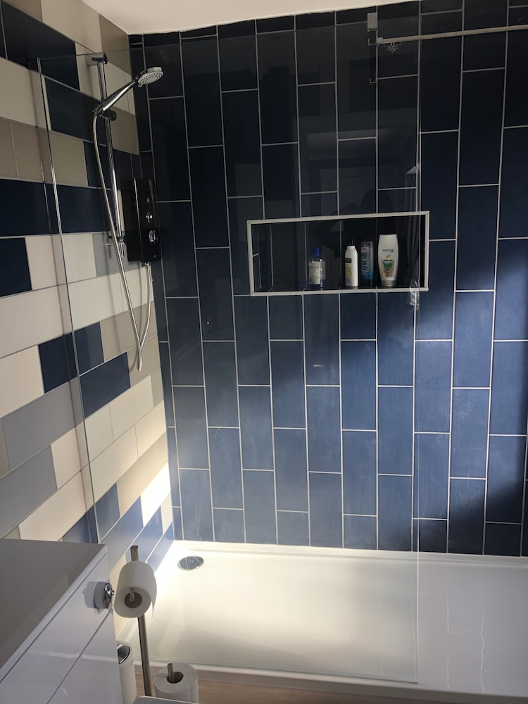 Twin Room, Ensuite photo 2