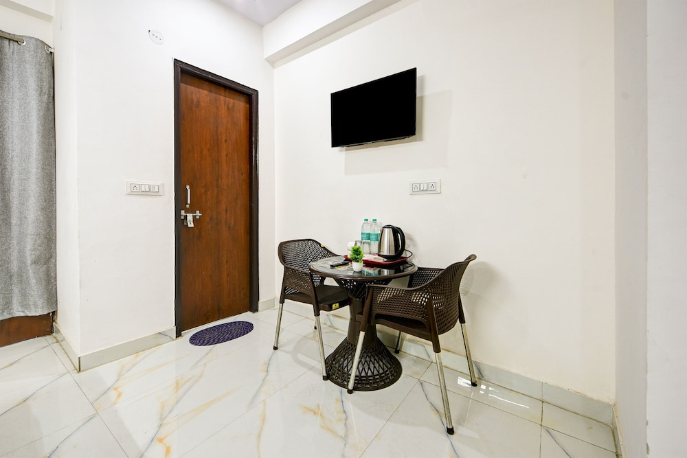Standard Double Room - Photo 8
