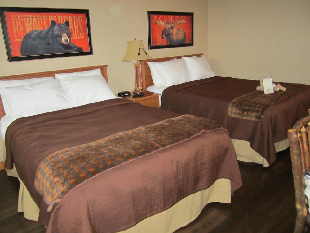 Room, Multiple Beds, Non Smoking - Photo 2